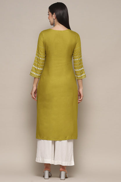 Mehendi Majesty: Kurti and White Palazzo Duo